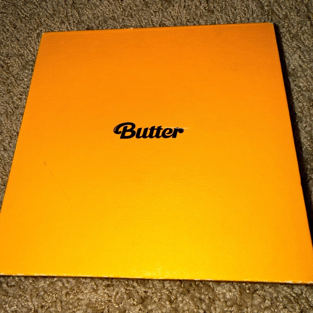 BTS Butter Album Cream With Photobook Lyric Cards Poster  And Disc See Photos - Picture 8 of 10